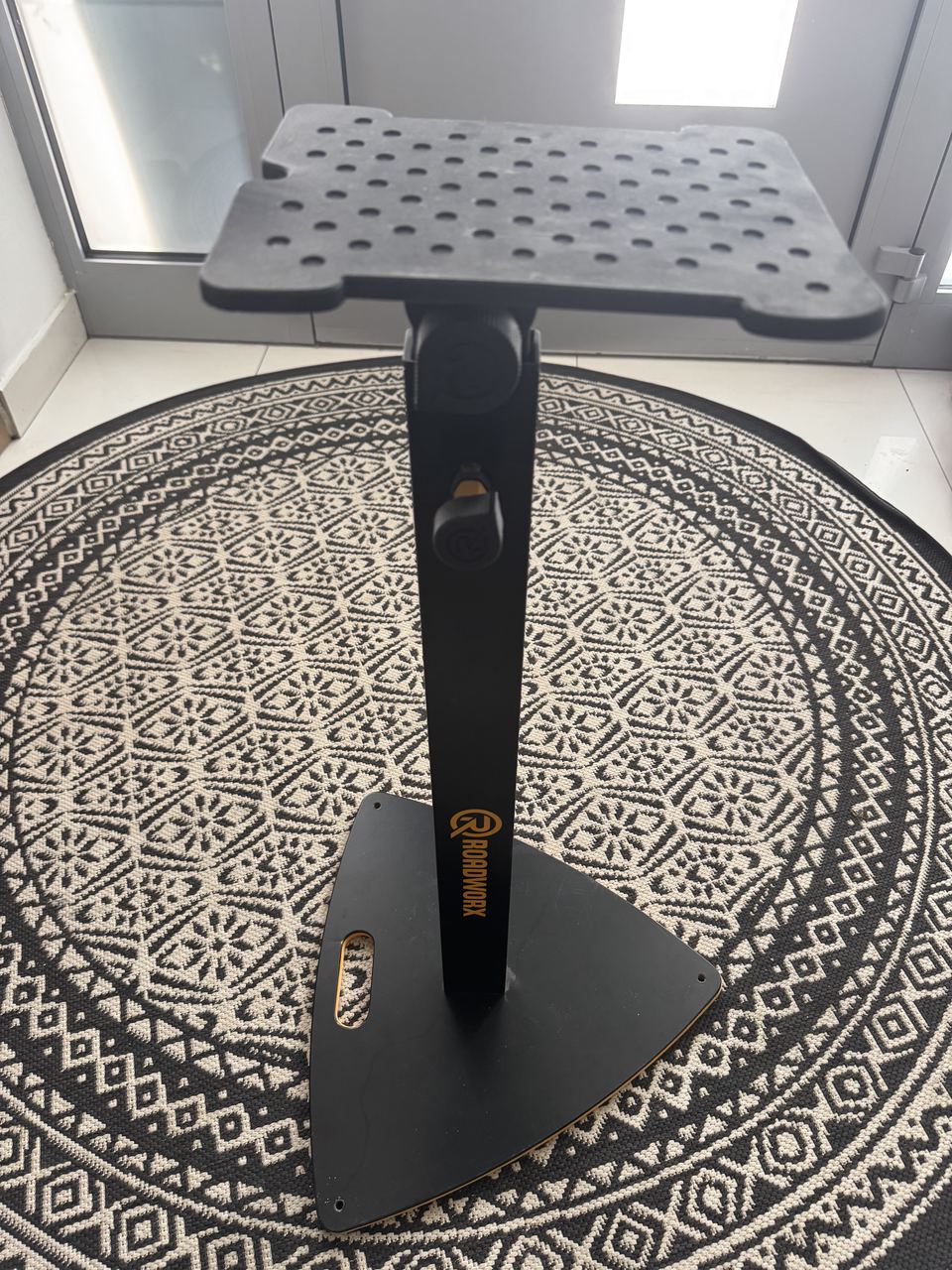 Roadworx Monitor Speaker Stand — 3