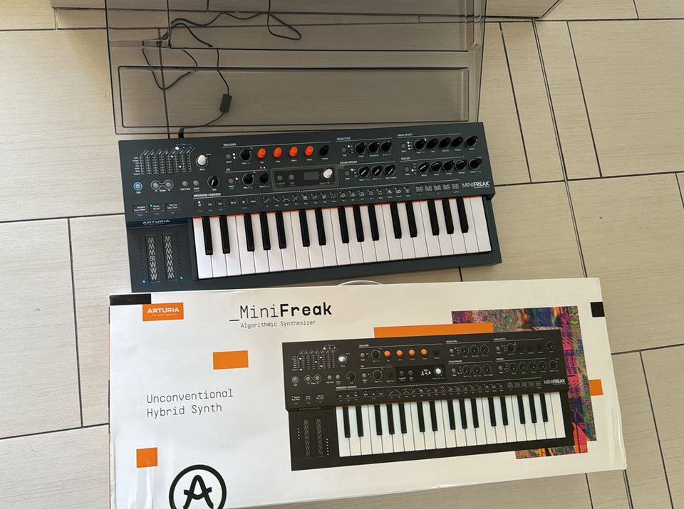 Arturia MiniFreak